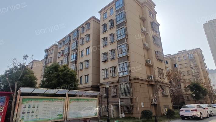 康源名都外景图