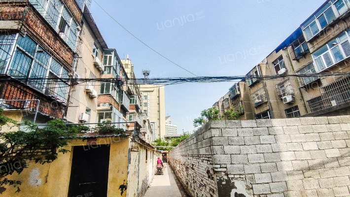 财东小区工行外景图