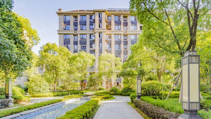 和协风格尚品外景图