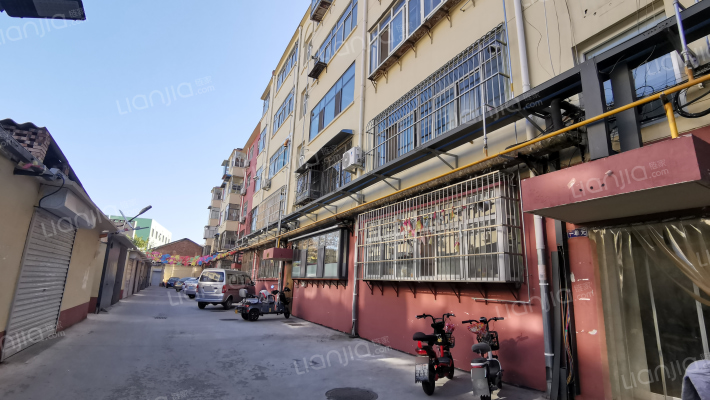 土产公司家属楼外景图