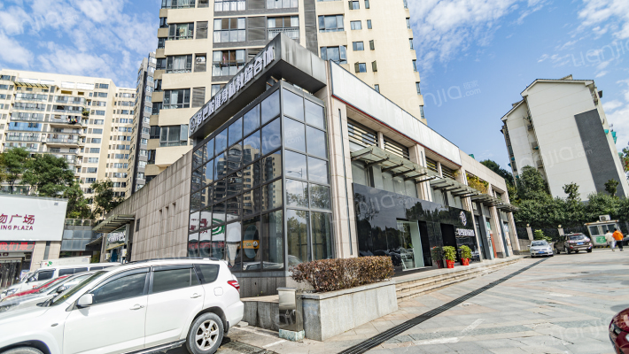 九峰远见外景图