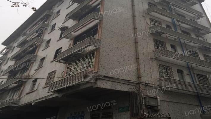 东风东路699号大院外景图