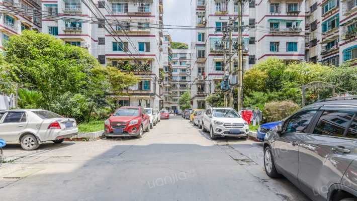 华联小区外景图