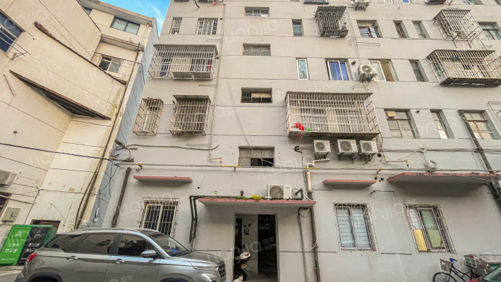 灵桥路203弄外景图