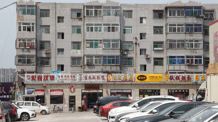 北张集资楼外景图