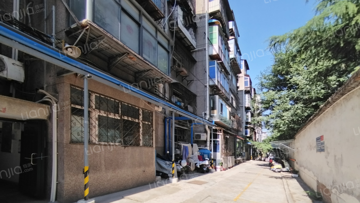 陕旅汽车家属院外景图