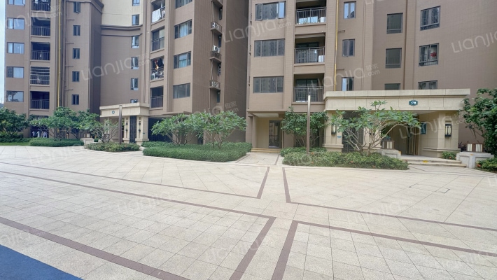 万象郡4期峯汇外景图