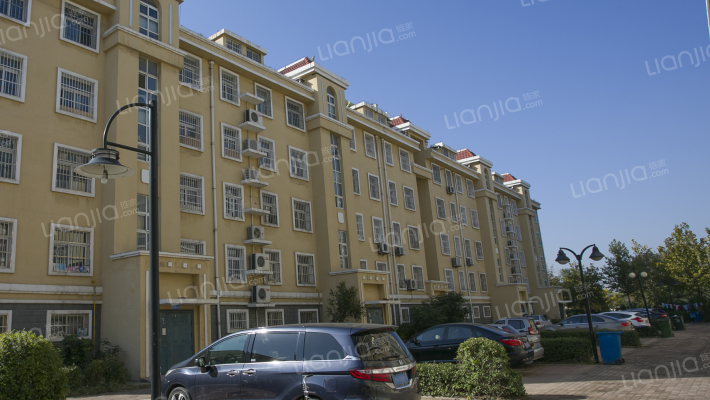 蓝顿水岸家园外景图