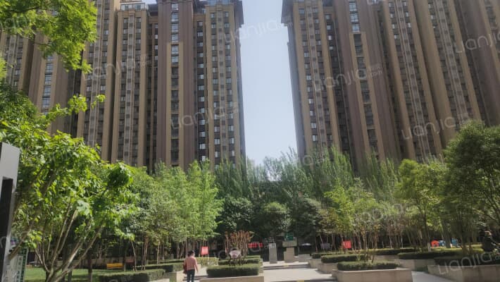 高新水晶卡芭拉外景图