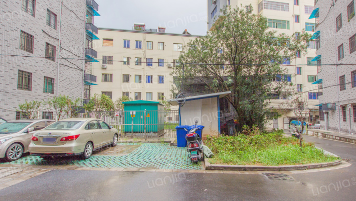 老秦塘小区外景图