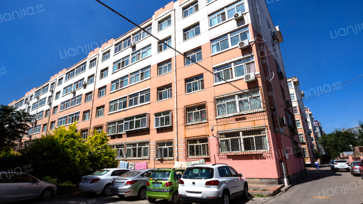 雅菊小区外景图