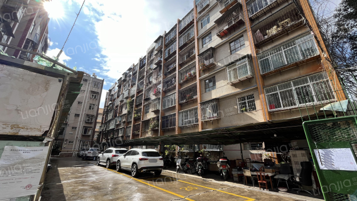 新迎小区八组团外景图