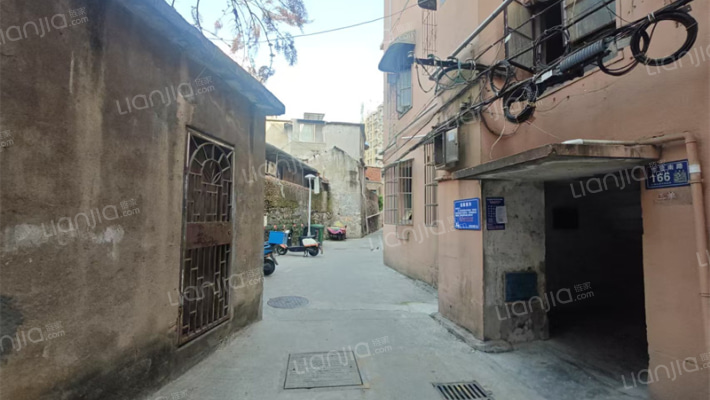 胡滨街十二号外景图