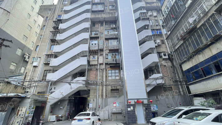 物资中心家属院外景图