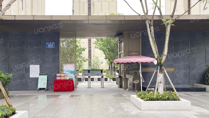 金地格林春岸一期外景图