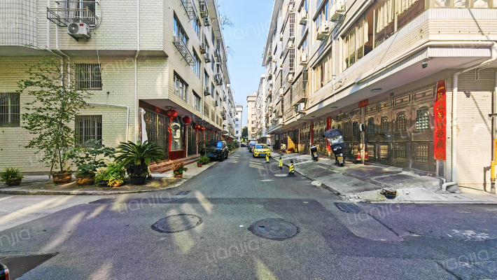 丹霞路327弄外景图