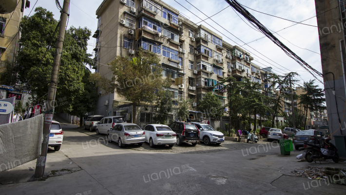 中岗二村外景图