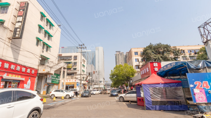 红星电脑电器城外景图