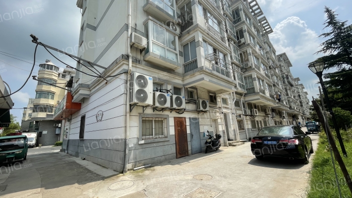 金陵小区外景图