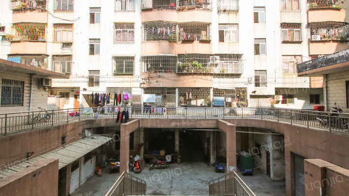 兴业广场外景图