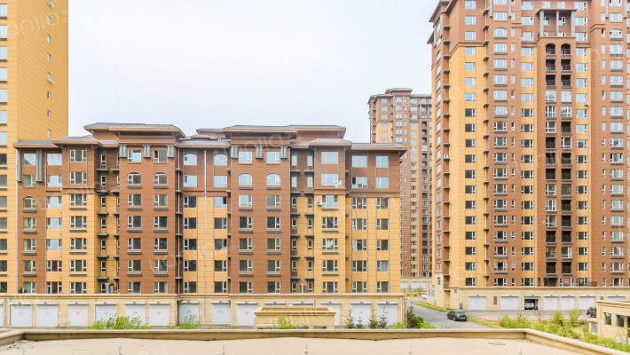 荣鼎康城E区外景图