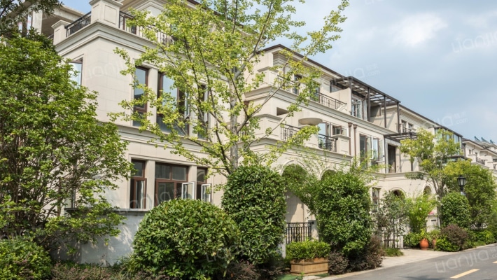 顺发御园外景图