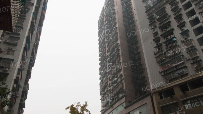 新兴大厦外景图