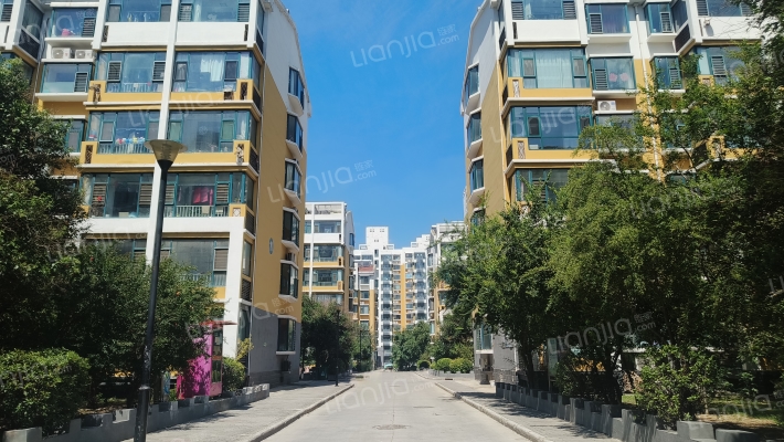 阳春小区外景图