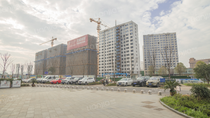 保利大国璟外景图