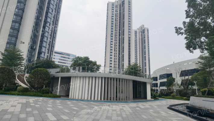 天境云著外景图