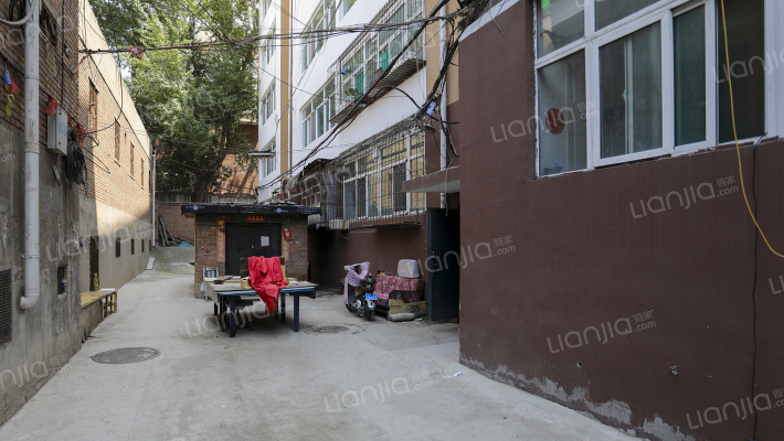 日报社电建宿舍外景图