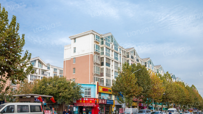 四季花城外景图