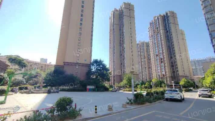 金泰国际外景图