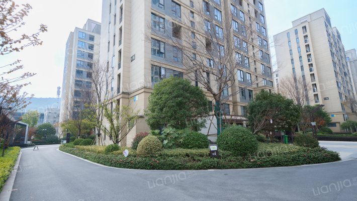 元垄紫薇府外景图