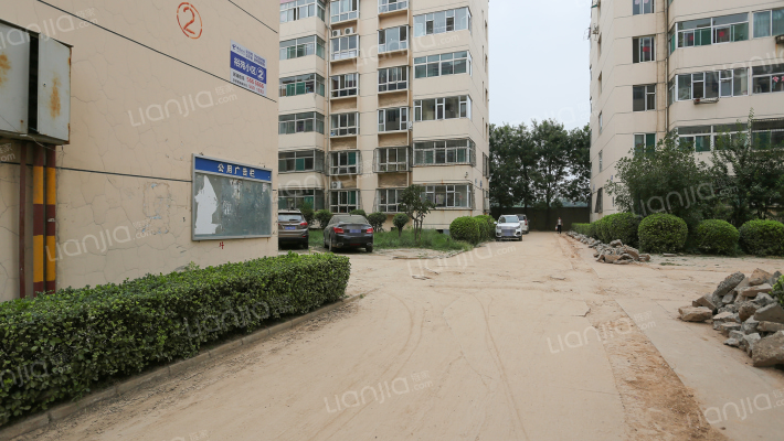 裕苑小区外景图