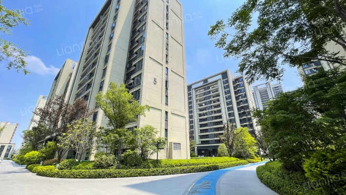 弘阳襄御澜庭云庭外景图