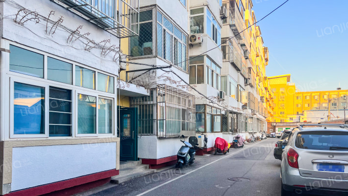 府前街小区外景图