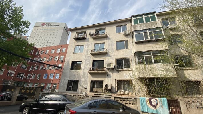 市府大路质实巷外景图