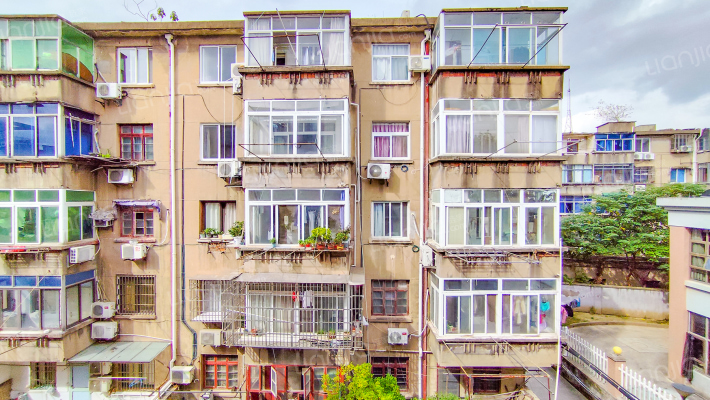 水月亭西路外景图