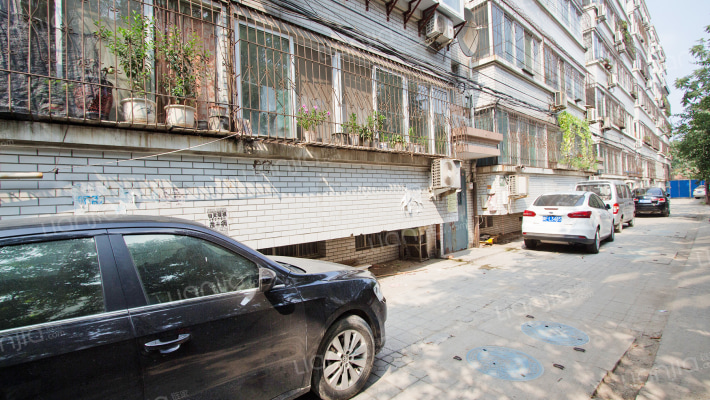 军学胡同121号院外景图