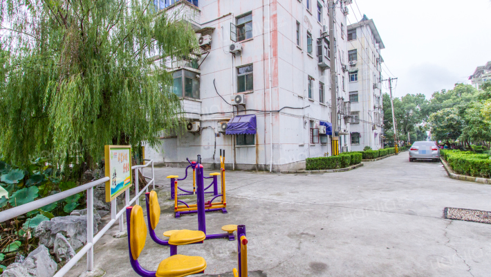 南圩新村外景图