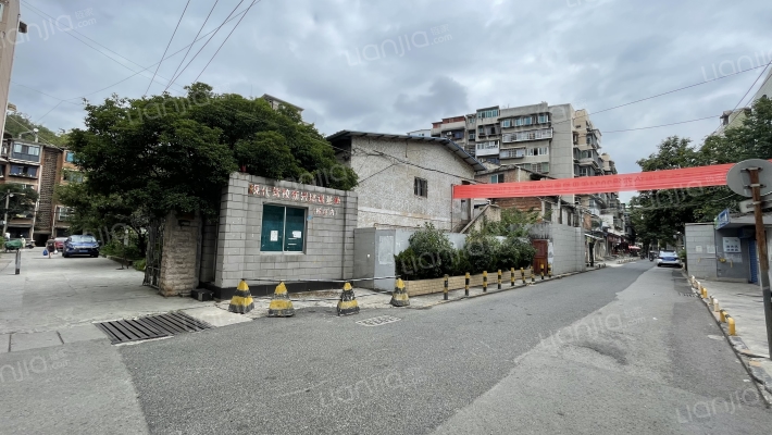 朝阳洞路47号外景图