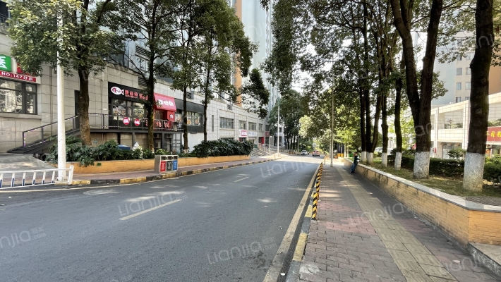 空港公寓外景图