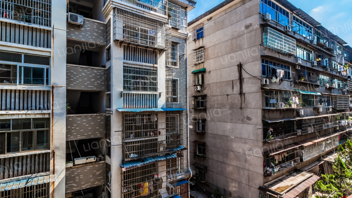 新都水南公寓外景图