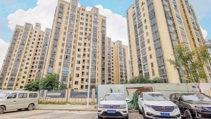 江边新苑一区外景图