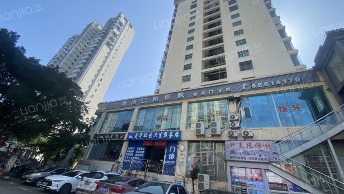 逸海楼小区外景图