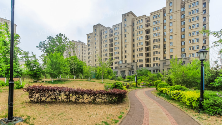 远洋戛纳小镇一期外景图