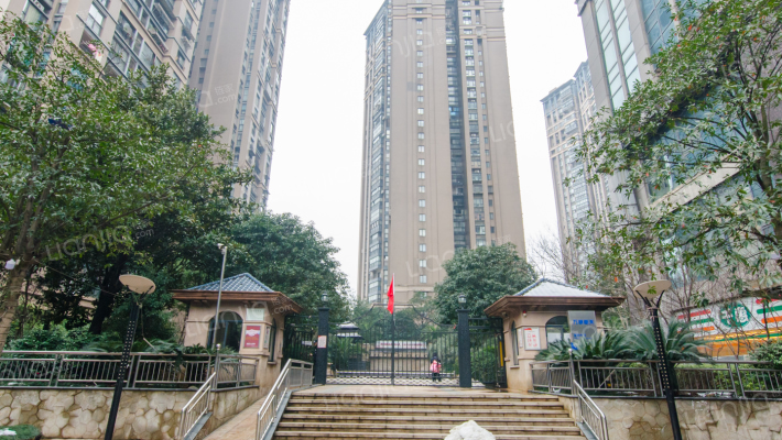 长沙万象新天房价怎么样万象新天房源户型图小区车位交通地址详情分析