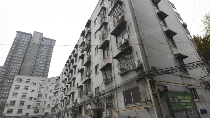 八一西路715号外景图