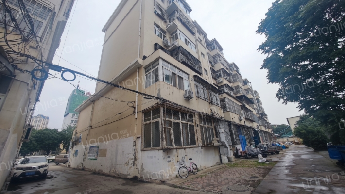 兴华大街45号商住楼外景图